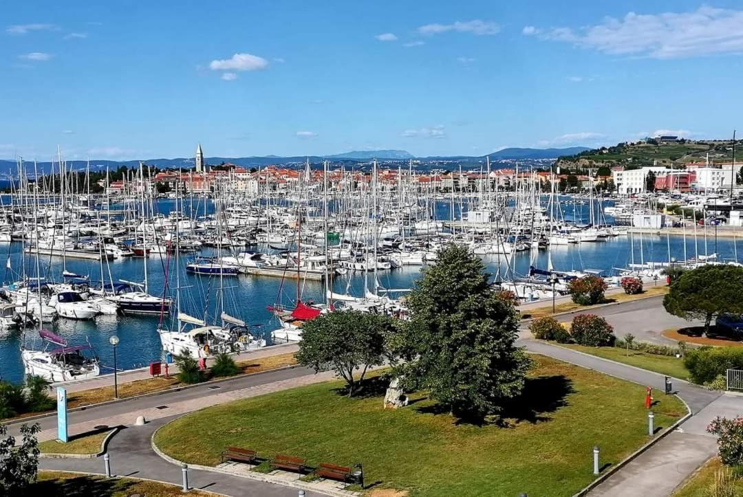 Apartmaji Soncek Izola Extérieur photo