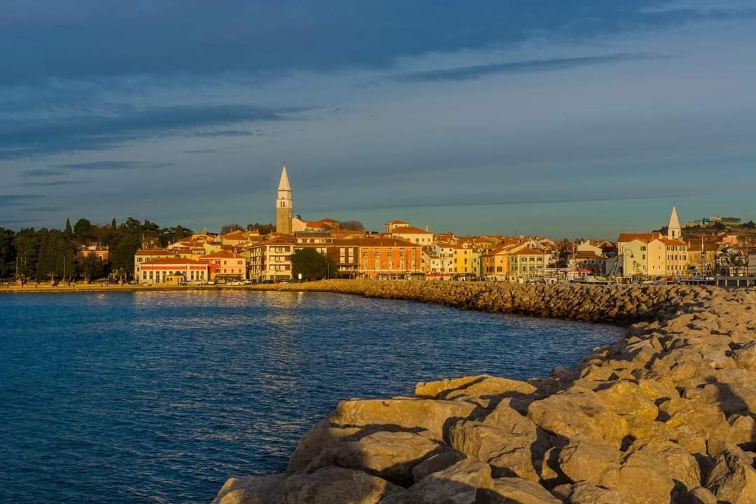 Apartmaji Soncek Izola Extérieur photo